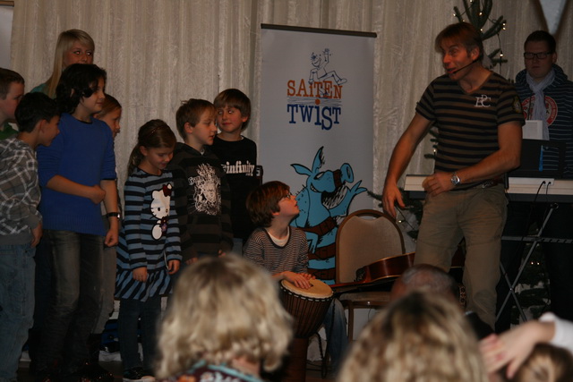 gal/2010/2010 Saitentwist Weihnachtsfeier Schwimmverein AEGIR 26.11/2010 Saitentwist Weihnachtsfeier Schwimmver Aegir 26.11. 032.jpg